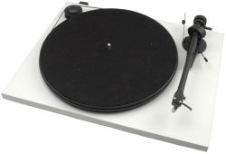  - Pro-Ject Essential II Phono USB